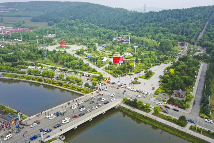 敦化市北山廣場。孫建英 攝